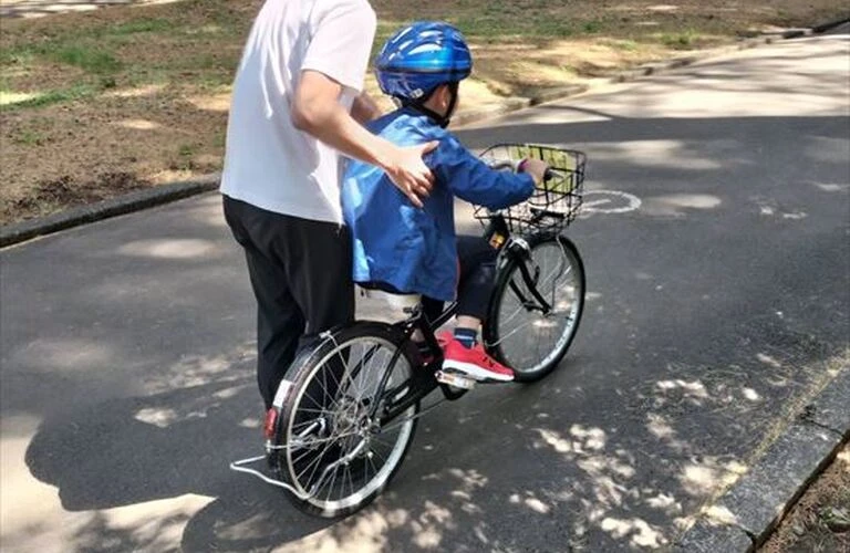 自転車で夢の世界へ！楽しさ満載の乗れる自転車レッスン