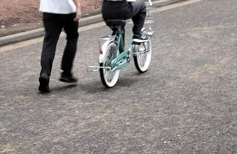自転車の技術を身につけ、楽しく安全に走ろう！