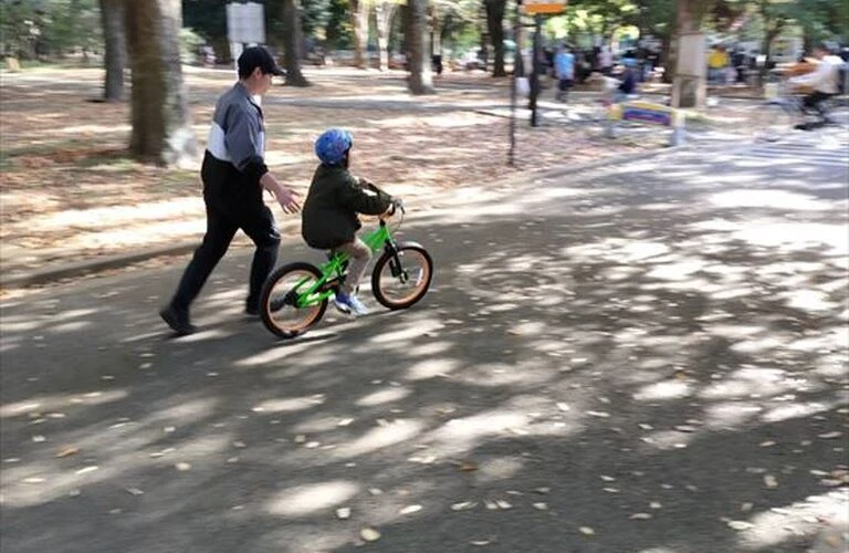 あなたの子どもとともに、自転車の楽しさを広げよう！
